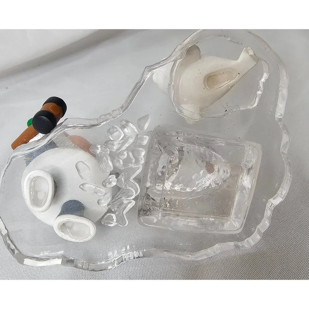 Hallmark Keepsake Ornament 2006 Frosty Friends Cool Ice Carver Blue White 3in